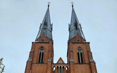 10 domkyrkor i Sverige